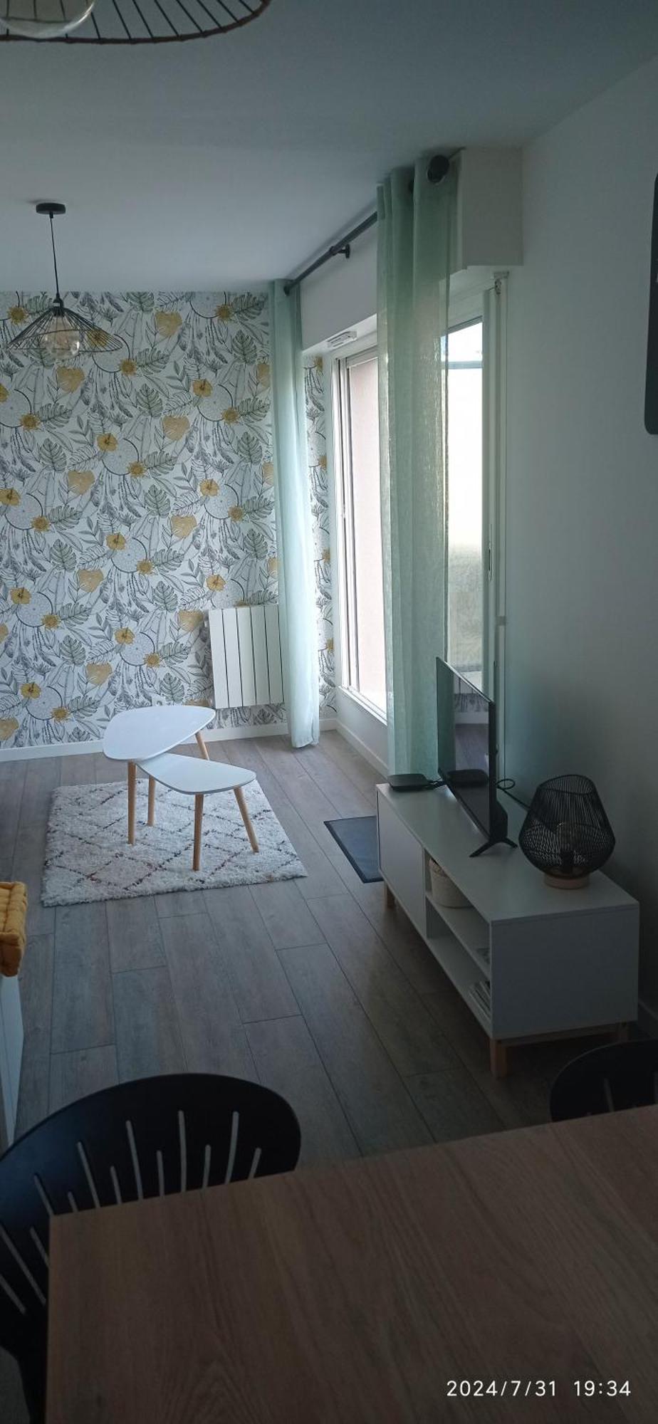 Appartement Proche Port Terrasse Et Wifi
